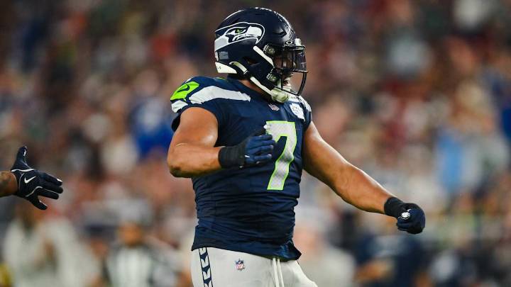 Two-Sack Game 'Means A Lot' For Seahawks Outside Linebacker Uchenna Nwosu