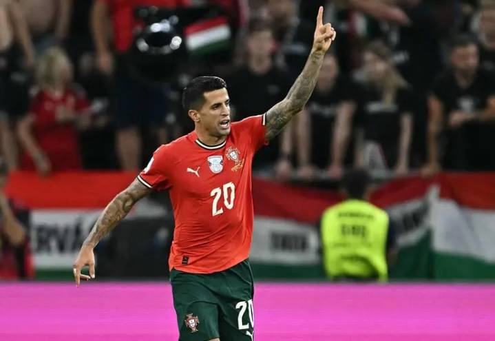 Cancelo le da el triunfo agónico a Portugal en Hungría