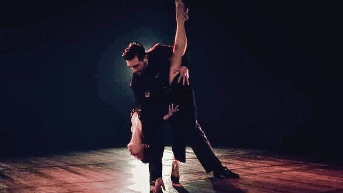 Marta y Gonzalo, la pareja que transformó un ensayo de Vendimia en una enorme historia de amor