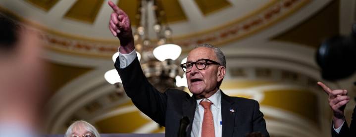 US Lurches Toward Shutdown as Senate Democrats Block GOP Stopgap