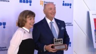 Chuck Lofton receives Lifetime Achievement Award from Downtown Indy Alliance