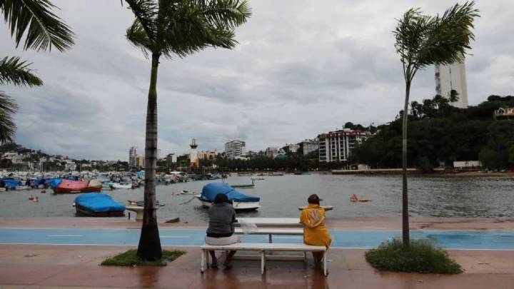 Tormenta tropical “Narda” avanza frente a las costas del Pacífico; se prevén lluvias fuertes