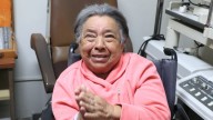 Mujer de 72 años recupera la vista tras trasplante de córnea en Monterrey