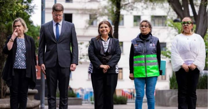 Clara Brugada encabeza ceremonia por los sismos del 19 de septiembre y destaca la solidaridad ciudadana