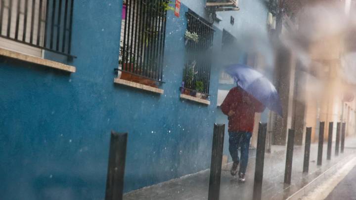 La tormenta extratropical Gabrielle abandona Cataluña