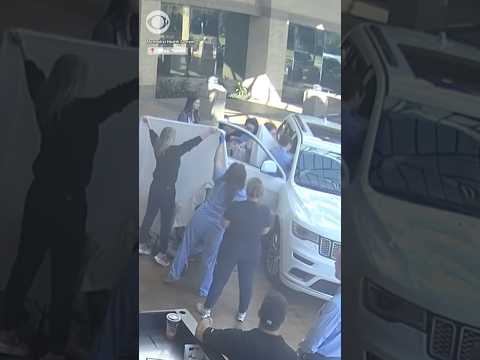 Father in Texas delivers his own daughter outside hospital #shorts