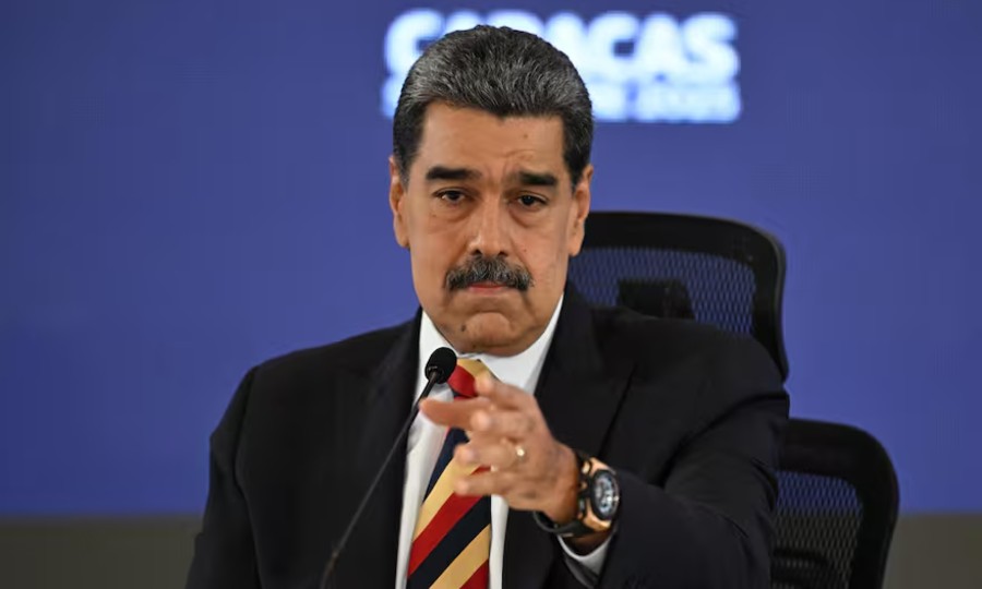 Maduro afirma estar listo para una “lucha armada” frente al despliegue de EE.UU. y escala su conflicto con Guyana