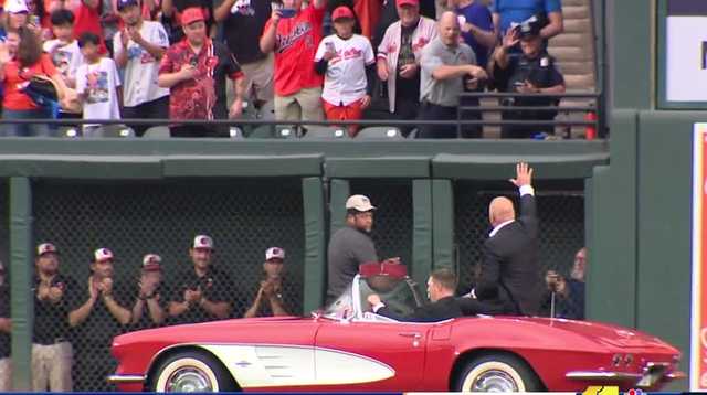 Orioles fans emotional as Baltimore celebrates the Iron Man