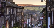 The pretty village near Greater Manchester dubbed ‘somewhere out of Gilmore Girls’ you need to visit in autumn