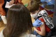 Pediatras, infectólogos y vacunólogos reclaman la vacunación sistemática contra la gripe en niños y adolescentes