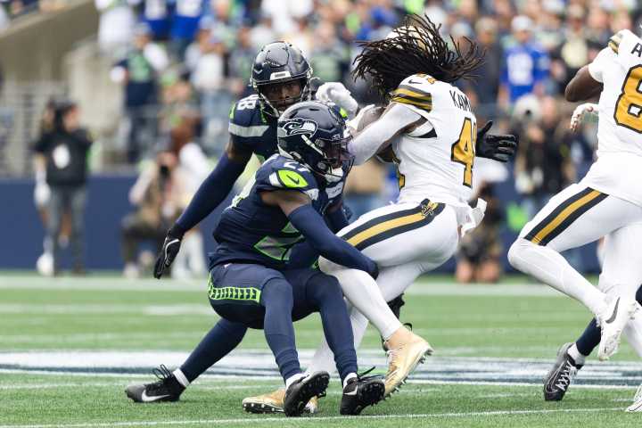 Breaking: NFL Teams Monitoring Top Trade Candidate