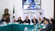Piden activistas prohibir exhibición de animales en venta en Ciudad de México