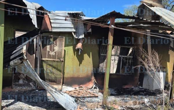 Incendian dos casas y un vehículo en Nuevo Madera