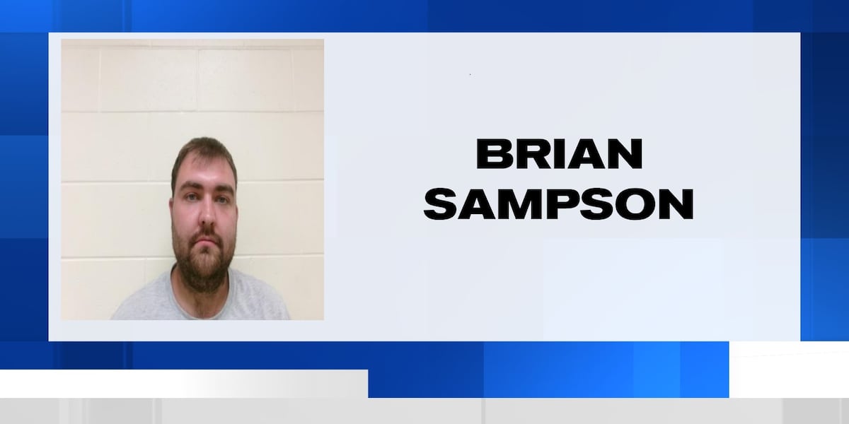 Man arrested after making bomb threats toward school districts