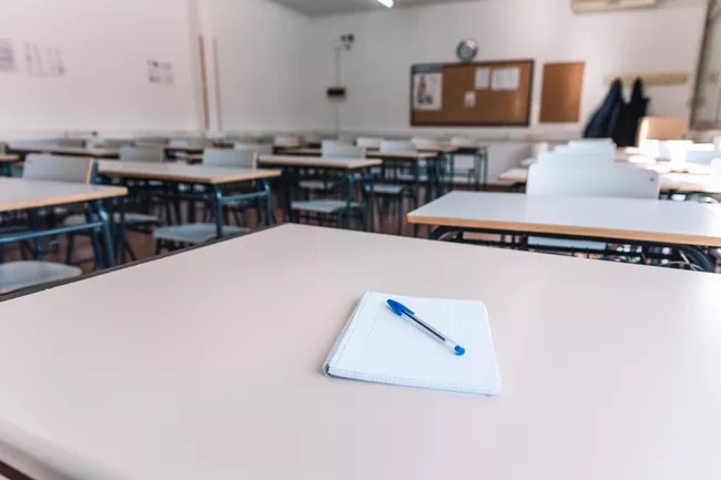 ‘Let’s Keep Our Looks Neat’: Jamaica High School Bans Baby Hair Edges