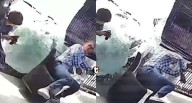 ¡Otra vez en La Molina! Conductora pierde el control de su auto y se mete a barbería dejando dos heridos [VIDEO] Clientes fueron atropellados cuando recibían atención en un local de La Molina. Una muj