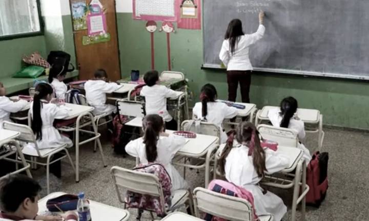 El día siguiente a las elecciones habrá clases con normalidad en las escuelas bonaerenses