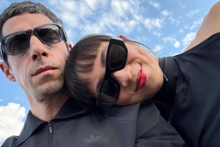 Enamorado. Esteban Lamothe mostró la intimidad de su relación con Débora Nishimoto y sorprendió