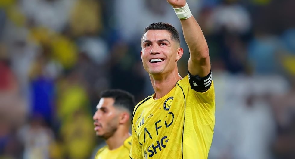 Cristiano Ronaldo anota otro doblete con Al Nassr y ya suma 945 goles | VIDEO Cristiano Ronaldo marcó dos tantos en la goleada 5-1 del Al Nassr sobre Al Riyadh.