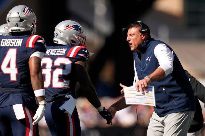 "We had our back against the wall": How Patriots running backs responded to their worst game