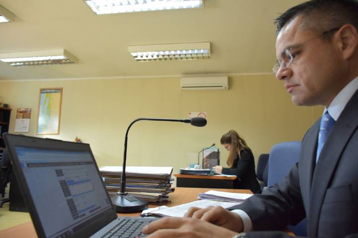 Tribunal ordena expulsión del país de extranjero detenido por incivilidades y delitos
