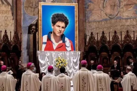 Carlo Acutis, el primer santo millennial, será canonizado el 7 de septiembre