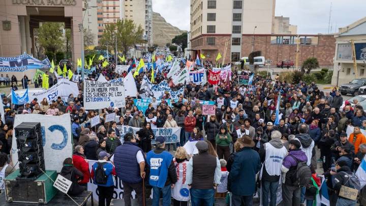 "En Comodoro defendemos con fuerza a la universidad pública"