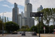 Sistema puerta a puerta. La Ciudad sacó los contenedores de basura en Puerto Madero porque los vecinos se quejaban de la suciedad