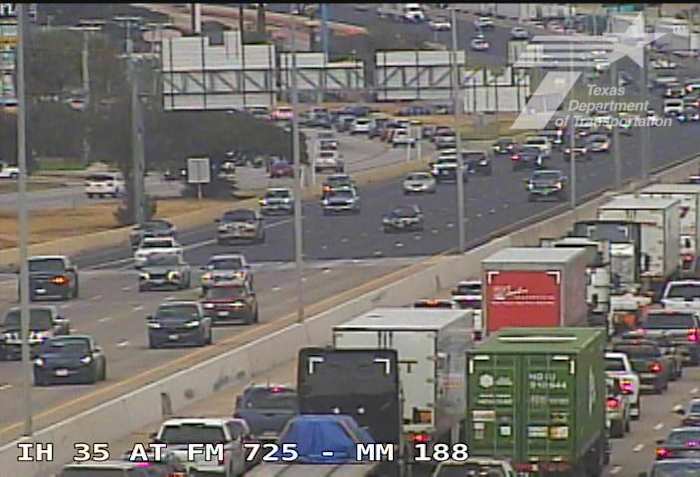 Interstate 35 northbound lanes closed for ‘hours’ after crash in New Braunfels, authorities say