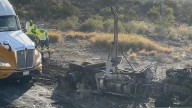 Trailero logra ponerse a salvo de choque e incendio sobre el libramiento Norponiente; unidad quedó en cenizas