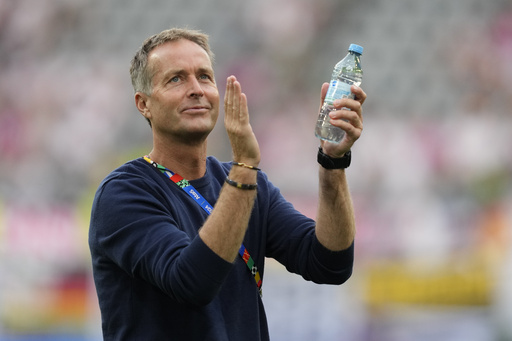Bayer Leverkusen contrata a Kasper Hjulmand para reemplazar a Erik ten Hag