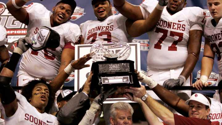 Revisiting Michigan coach Sherrone Moore's playing career at Oklahoma
