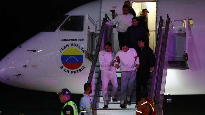 Corte: Trump no puede usar ley para deportar a presuntos miembros del Tren de Aragua