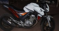 Se hizo el "picante" con su moto nueva y se la secuestraron