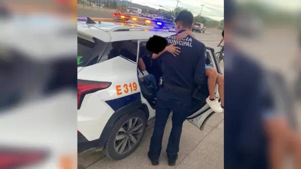 Auxilian policías a niña de ocho años en Hermosillo