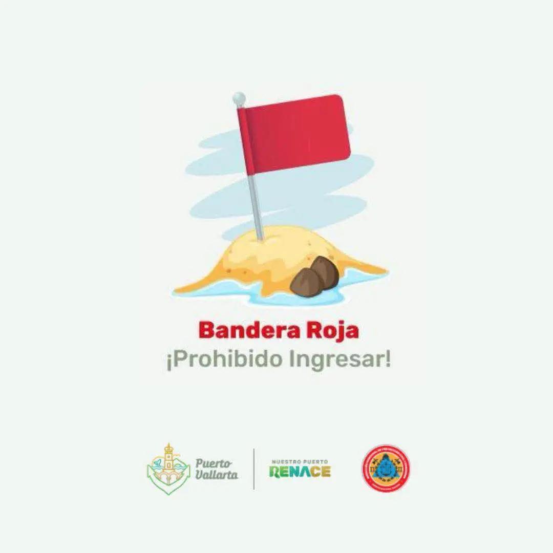 ¡Alerta en Puerto Vallarta! Bandera roja ondea por alto oleaje en todas las playas