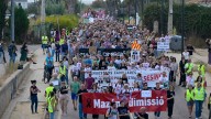 La undécima marcha que pide la dimisión de Mazón se celebra bajo la amenaza de otra dana