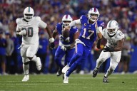 Josh Allen’s 3 TD passes and Terrel Bernard’s pick secure Bills’ 31-21 win over spiraling Dolphins – Winnipeg Free Press