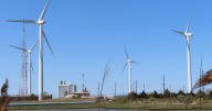 Murphy, other Democratic governors call on Trump to uphold wind permits