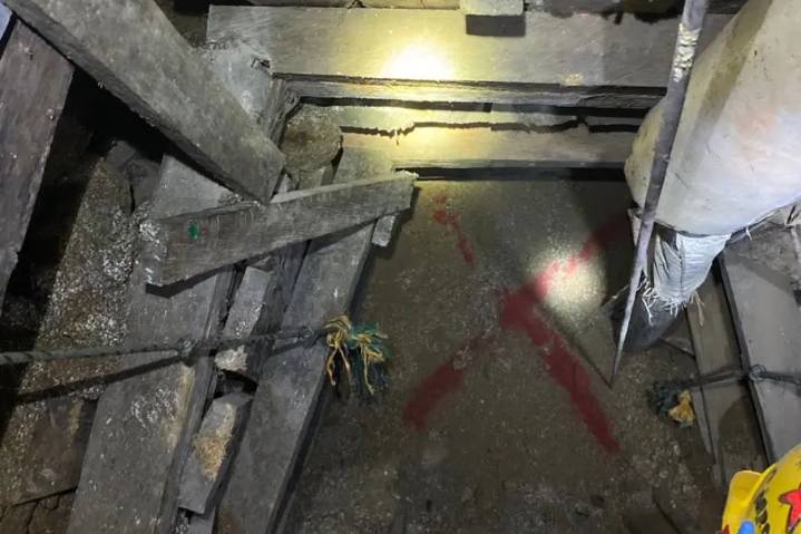 ¡Están vivos! 25 mineros quedan atrapados bajo tierra en Colombia