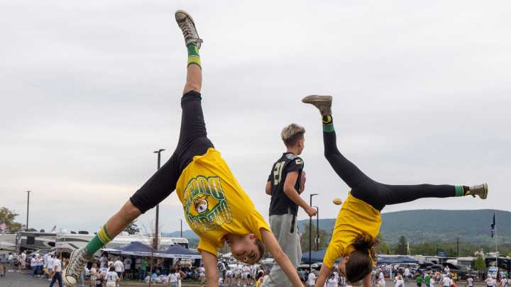 Oregon Ducks face Penn State Nittany Lions in Pennsylvania: See photos