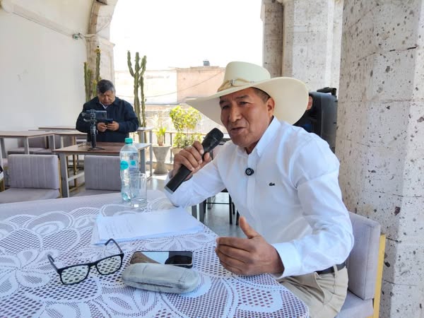 Alcalde provincial de Islay solicita renuncia del ministro de Agricultura por no defender el sector agropecuario y favorecer a la minería