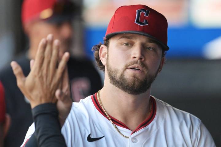 Deadspin | Doubleheader gives Guardians two shots at climbing standings