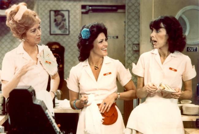 Polly Holliday Dead: Cause of Death of 'Alice' Star Who Played Flo
