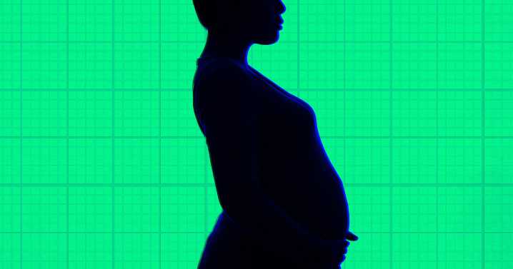Venture Capitalist Sues Surrogate Mother After Stillbirth