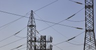 La red eléctrica roza un colapso que amenaza la implantación de inversiones