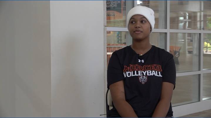 Volleyball player Aliyah Waldon dies after cancer battle