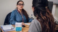 Salud sexual y reproductiva en Argentina: riesgo de retrocesos por ajuste presupuestario y falta de datos