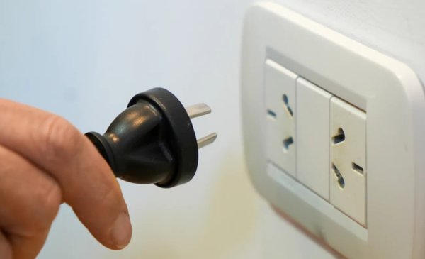 El Gobierno quitó los subsidios de energía a más de 3.500 usuarios de barrios cerrados y countries