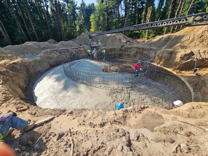 Work underway on new water tower in Benton Township